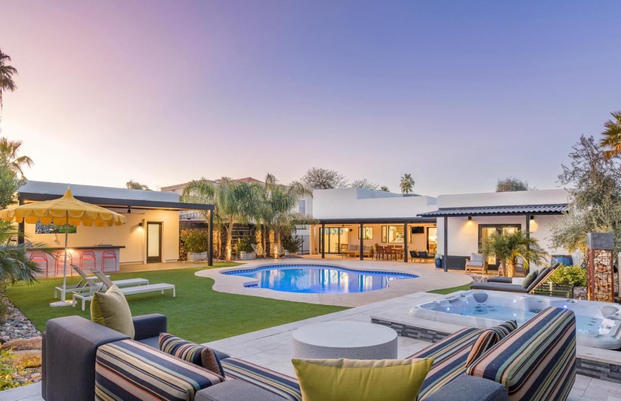 Wanderlust Oasis Villa Phoenix Bagian luar foto