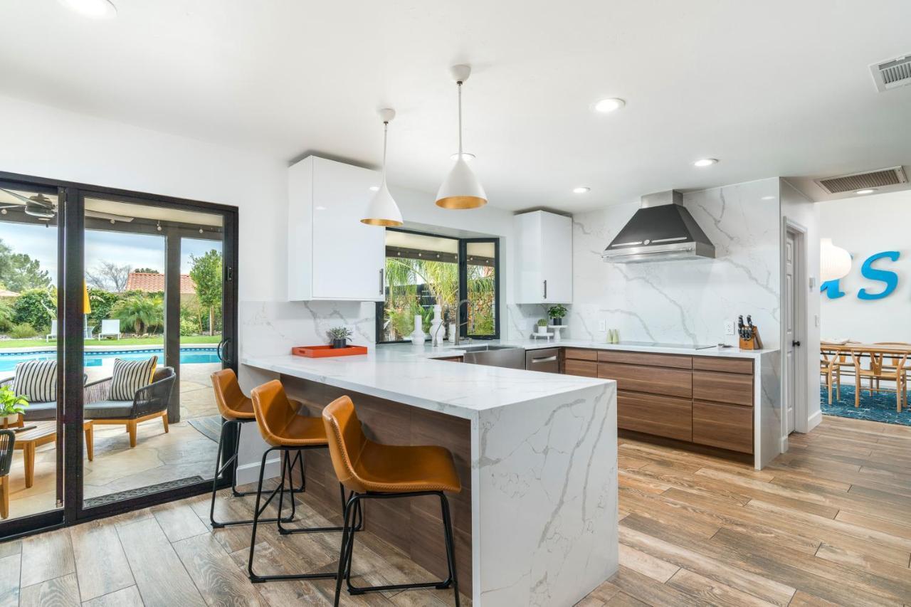 Wanderlust Oasis Villa Phoenix Bagian luar foto