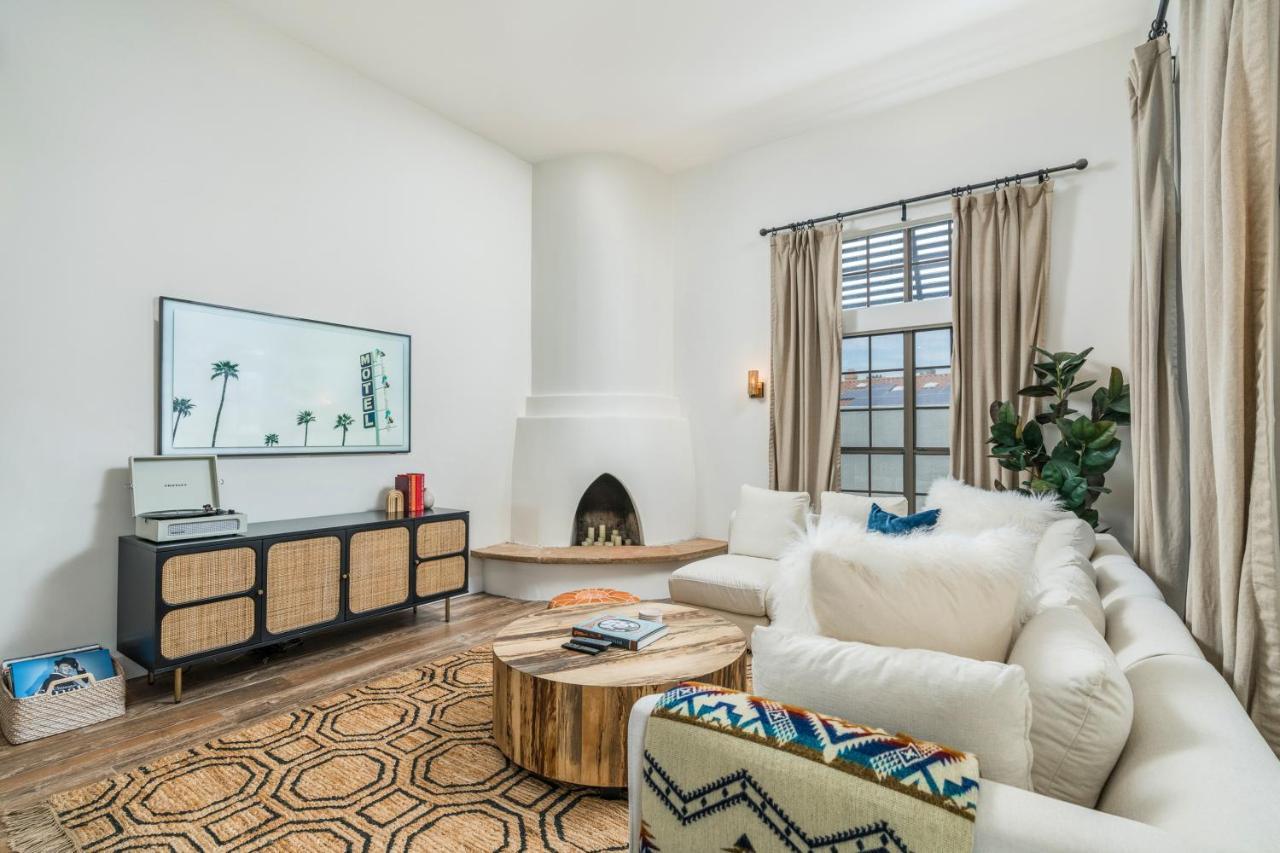 Wanderlust Oasis Villa Phoenix Bagian luar foto