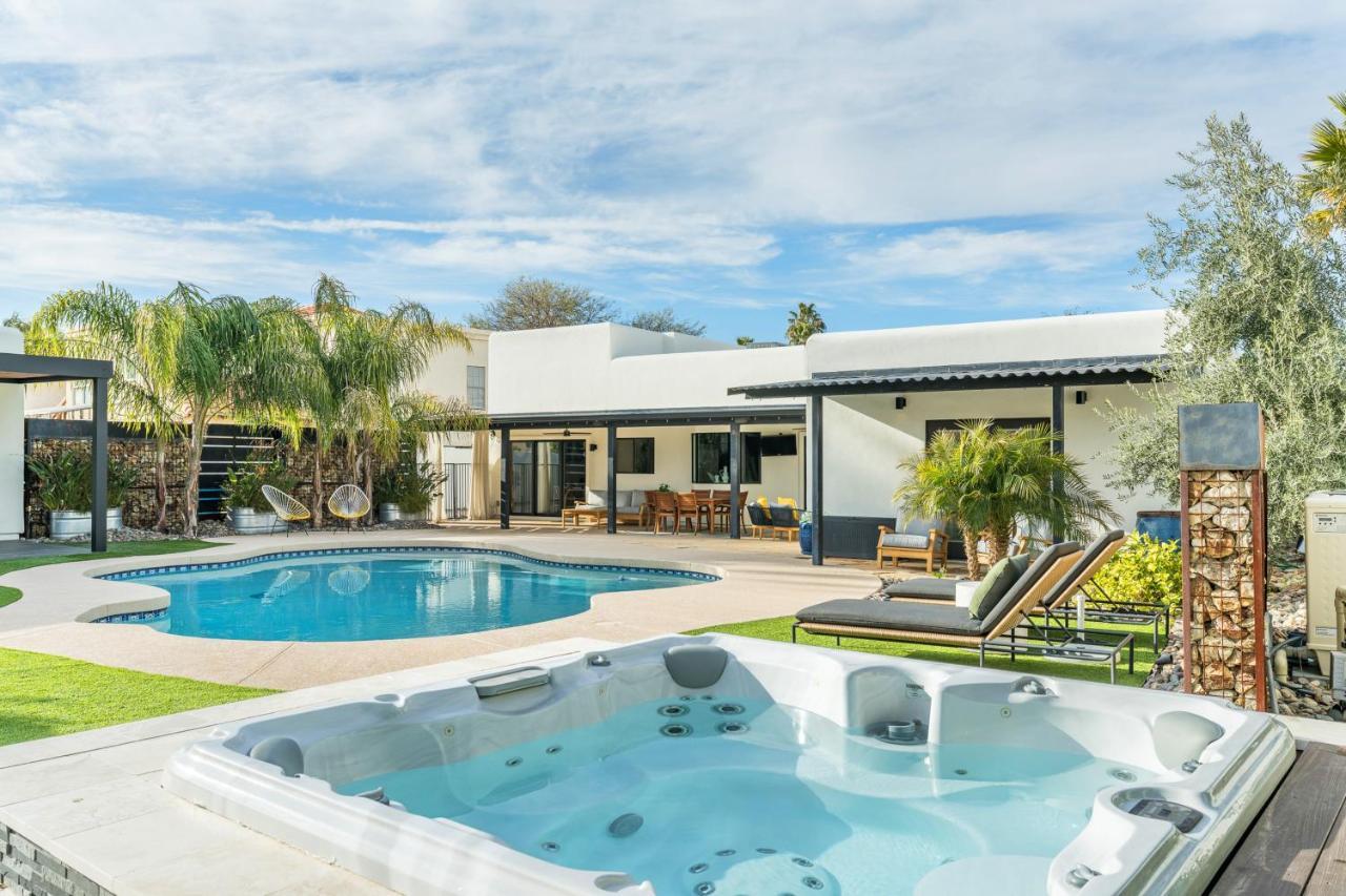 Wanderlust Oasis Villa Phoenix Bagian luar foto