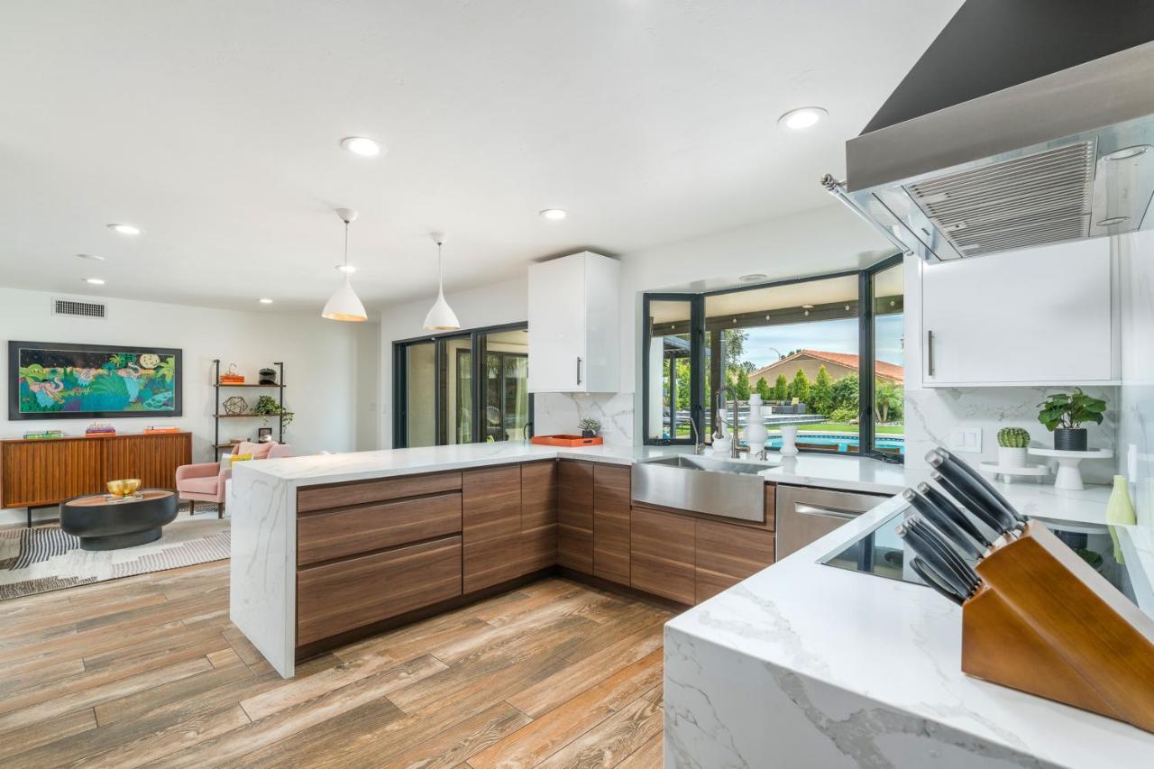 Wanderlust Oasis Villa Phoenix Bagian luar foto